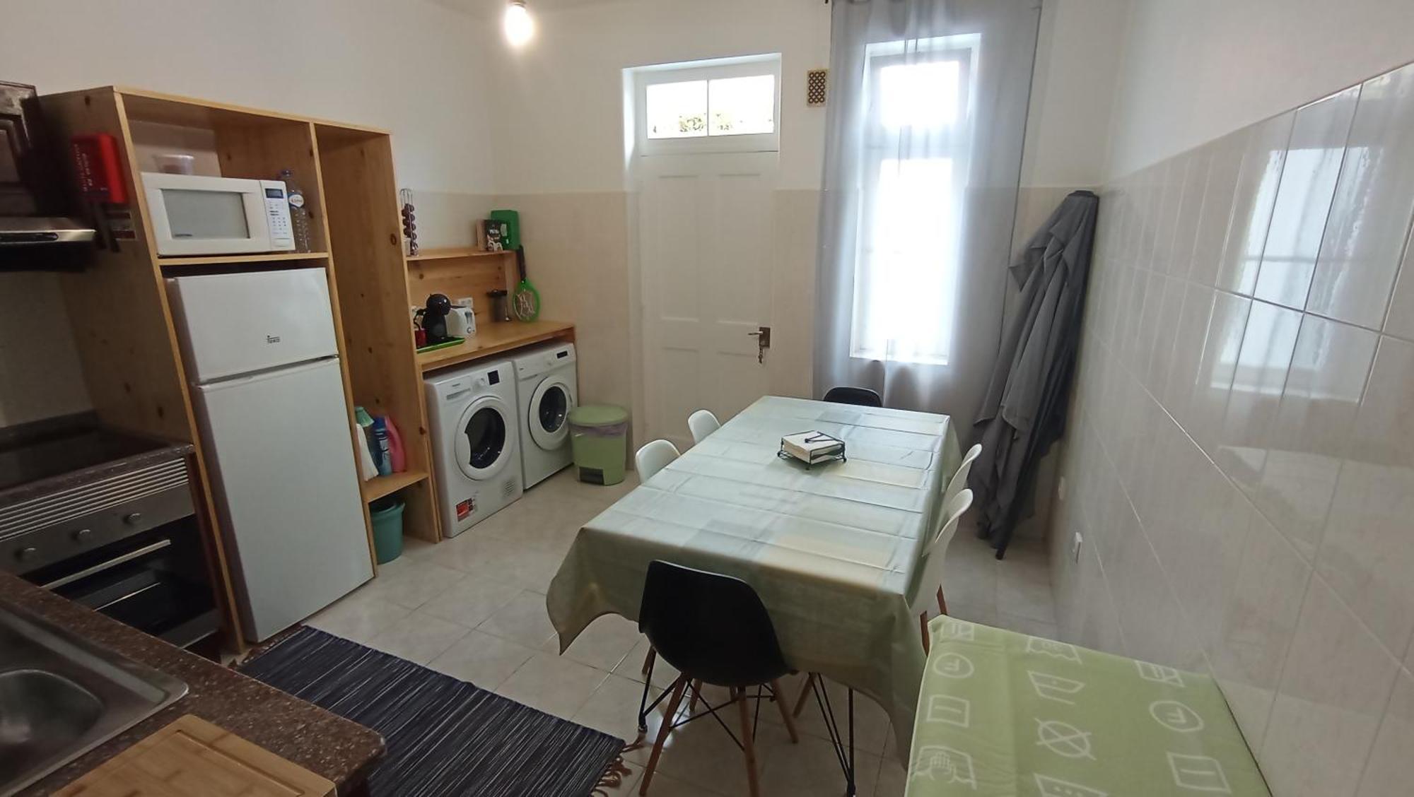 Bus Stop House 82 ฟุงชาล ภายนอก รูปภาพ